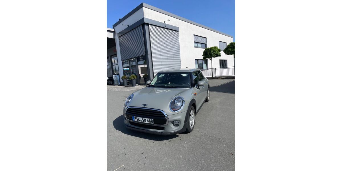 Mini Cooper 138.000 km 12.800 &euro; Schmallenberg 57392