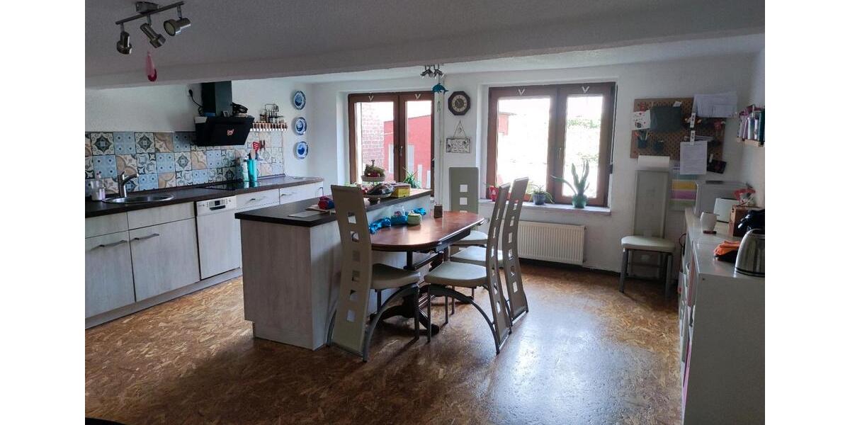 Etagenwohnung Nordhausen - 1 Zimmer, 100 m&sup2;, 500&euro; | Angebot:26272025