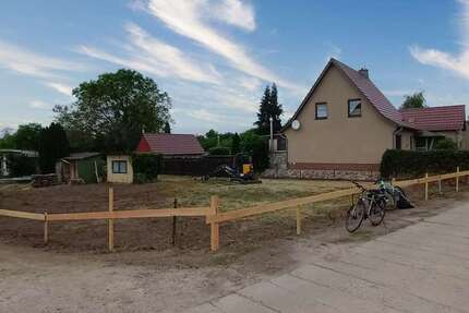 Grundstück zu verkaufen in Malchin 37.000 € 696 m² zimmer