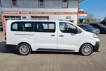 Opel Zafira Life Edition M Vivaro 9-Sitzer Automatik 84.300 km 27.700 &euro; Garrel 49681