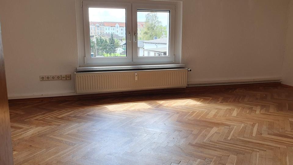 Charmante 3 Raum-Wohnung mit Top Ausstattung und Stellplatz 3 zimmer