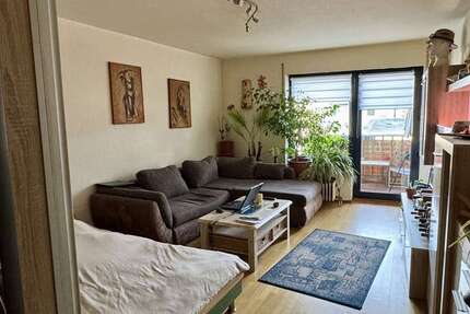 Wohnung zum Kaufen in Düsseldorf 147.000 € 47.19 m²