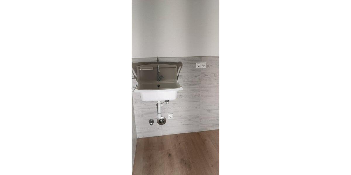 Etagenwohnung Buchloe - 2 Zimmer, 99 m&sup2;, 1.200&euro; | Angebot:26197716