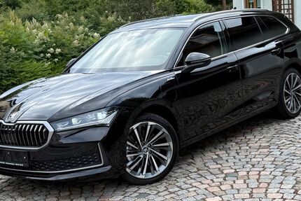 Skoda Superb 4.800 km 44.440 &euro; Schwarzenbach 92720
