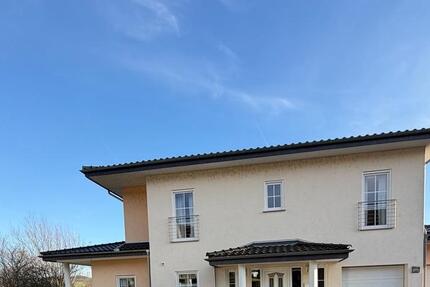 Großzügiges EFH (205 m²) in Feldrandlage Wächtersbach – Kamin 5 zimmer