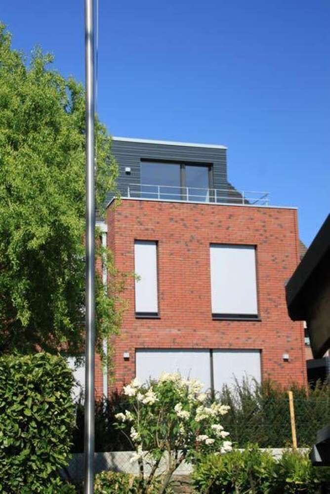 Wohnung zum Mieten in Neuss 2.100 € 151.19 m²