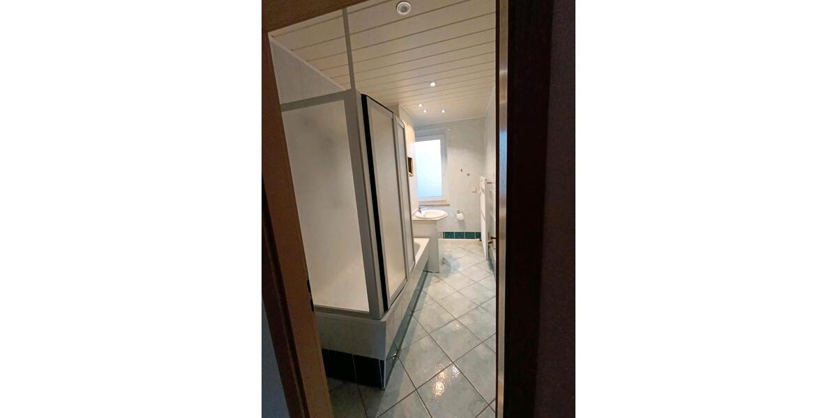 Hochparterre Neustadt an der Orla - 3 Zimmer, 60 m&sup2;, 54.000&euro; | Angebot:23581972