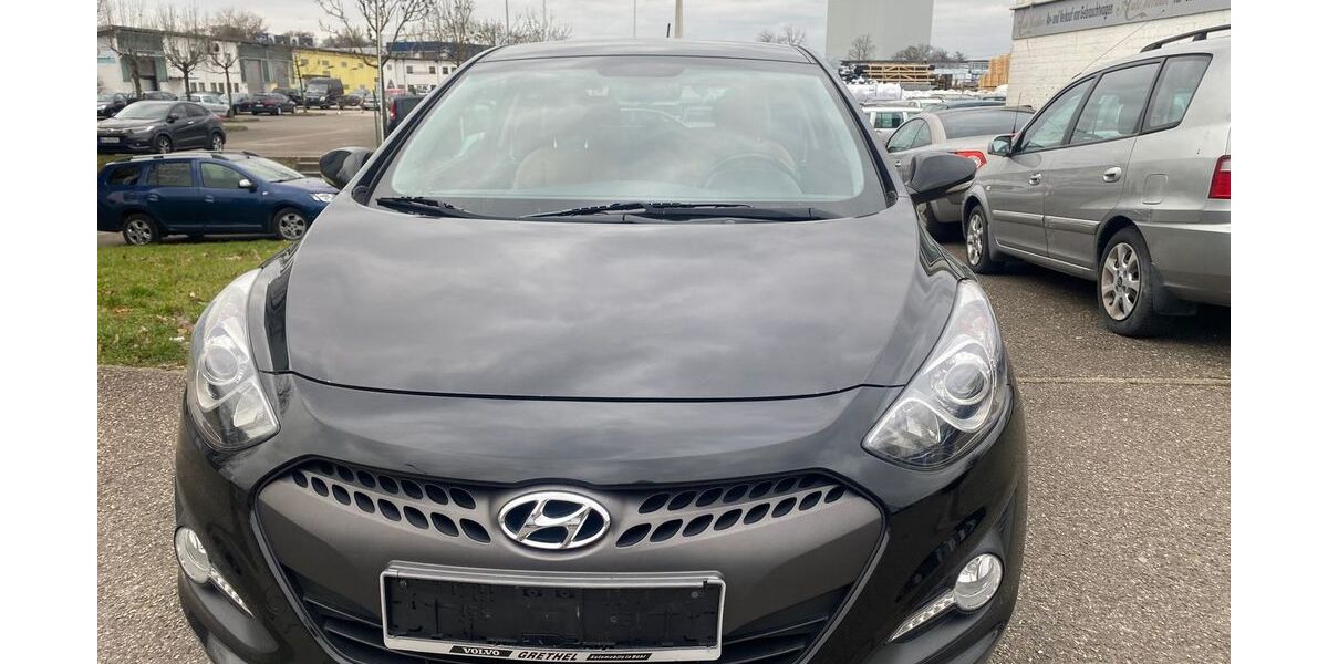 Hyundai i30 209.000 km 4.900 &euro; Ettlingen 76275