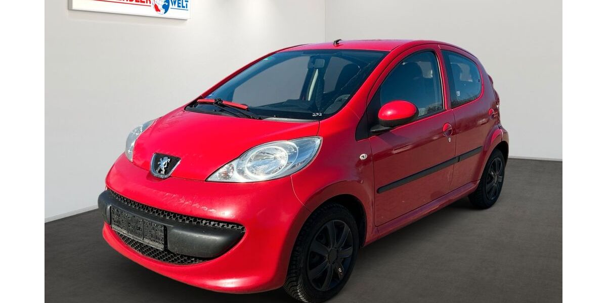 Peugeot 107 121.284 km 2.899 &euro; Brehna 06796