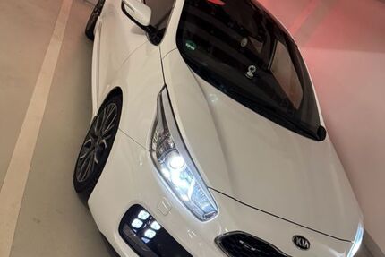 Kia ceed / Ceed 120.000 km 10.500 &euro; Darmstadt 64283