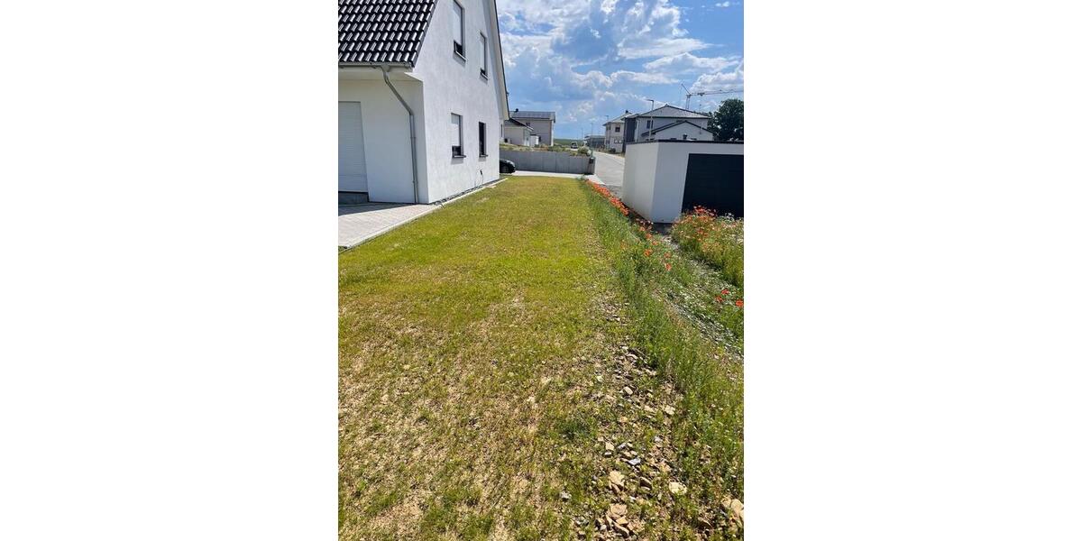 Doppelhaushälfte Hohenroth - 4.5 Zimmer, 122 m&sup2;, 1.195&euro; | Angebot:25845008