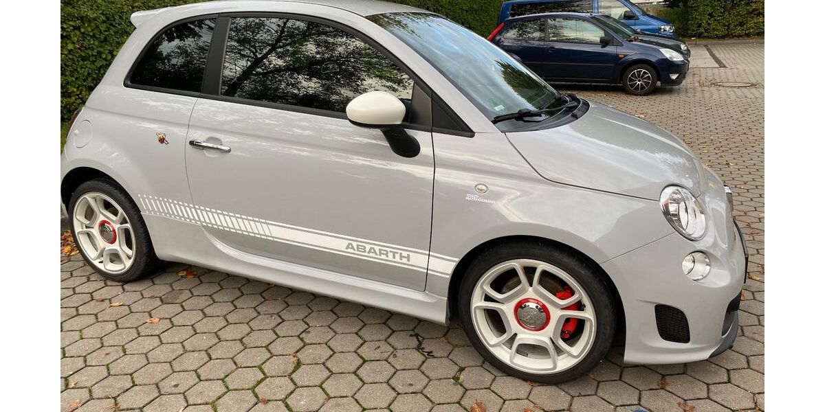 Abarth 500 82.557 km 9.600 &euro; Neusäß 86356