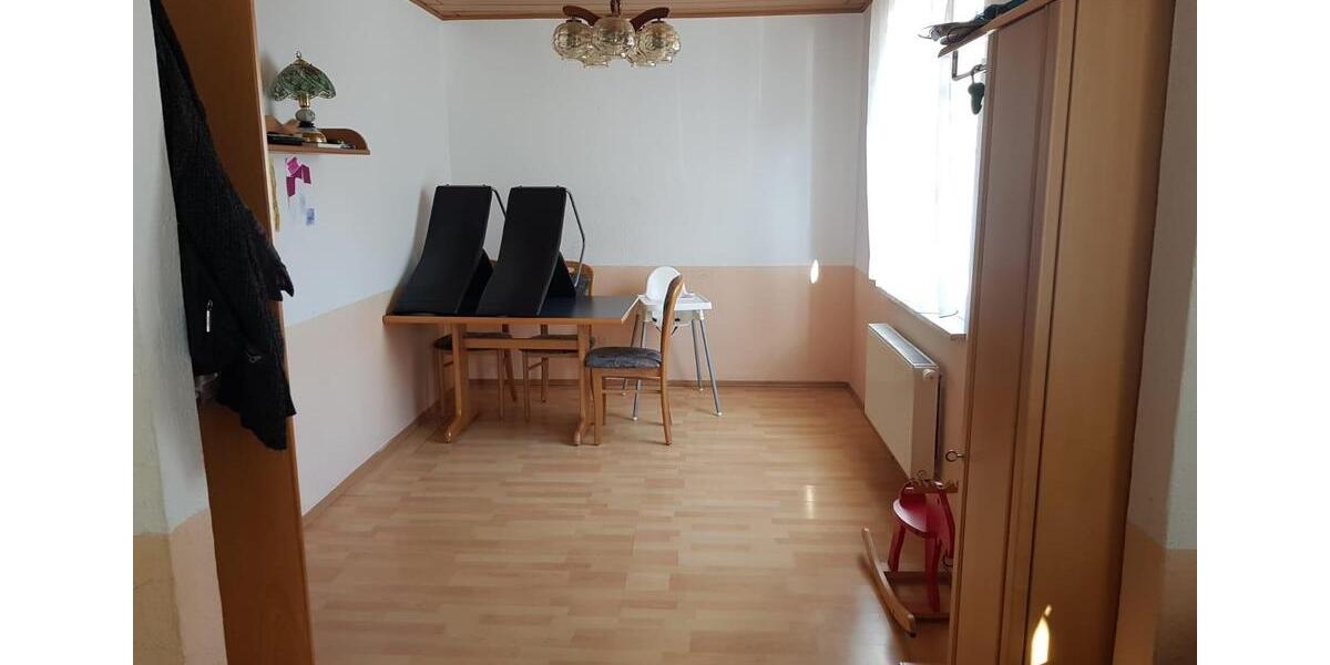 Einfamilienhaus Kornwestheim - 7 Zimmer, 160 m&sup2;, 2.050&euro; | Angebot:24857856