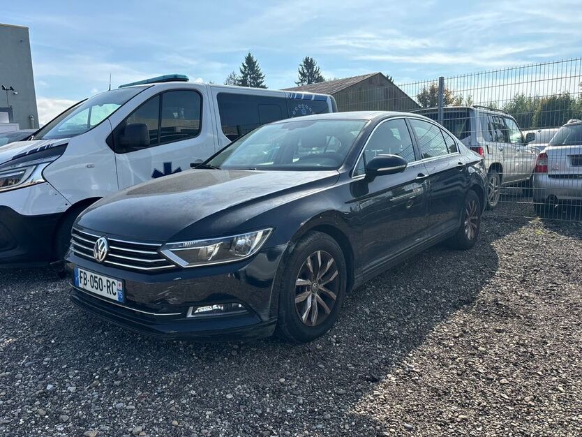 VW Passat 259.000 km 6.400 € Offenburg 77652