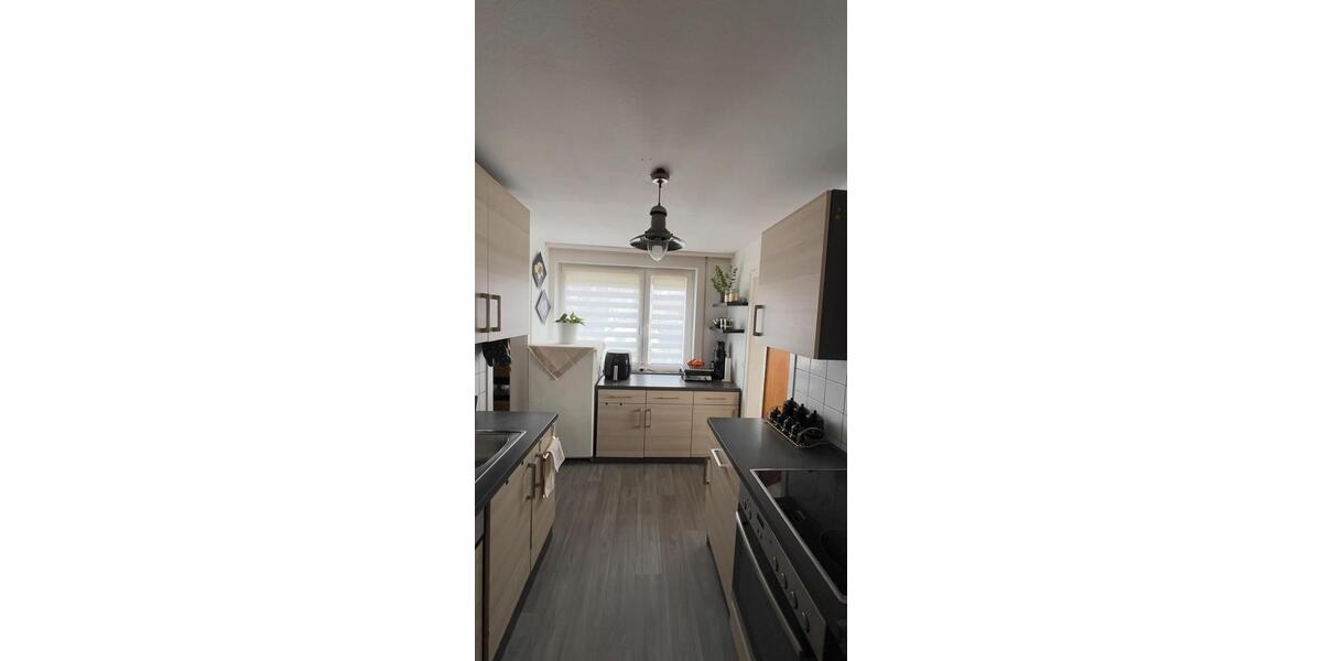 Einfamilienhaus Bisingen - 8 Zimmer, 180 m&sup2;, 1.500&euro; | Angebot:24841459