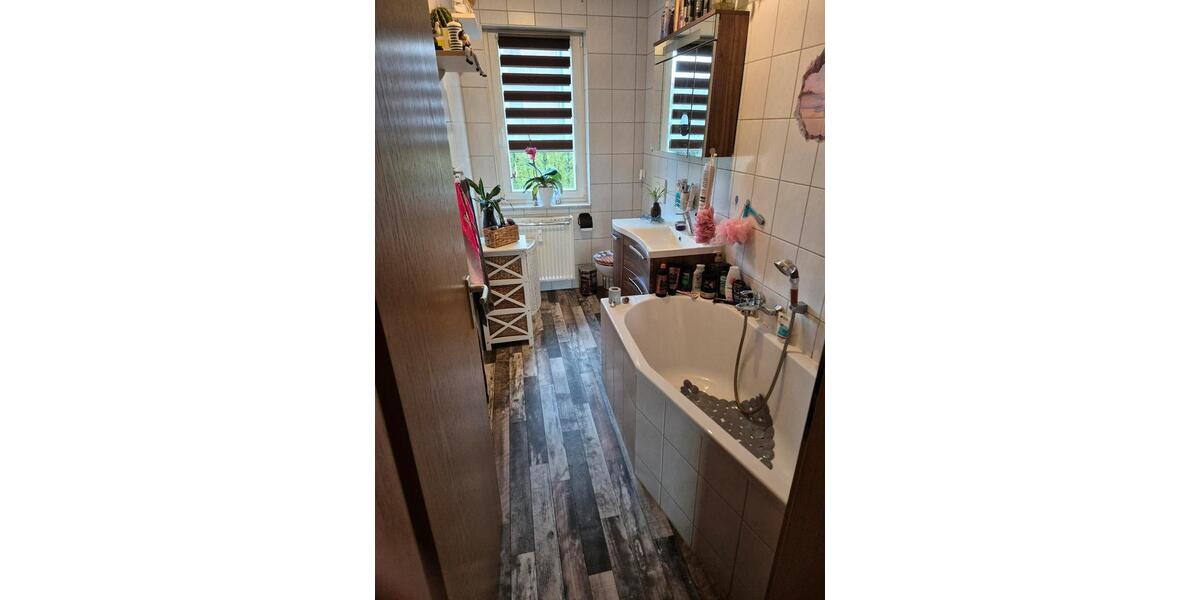 Etagenwohnung Bad Liebenstein - 3 Zimmer, 65 m&sup2;, 670&euro; | Angebot:25978972