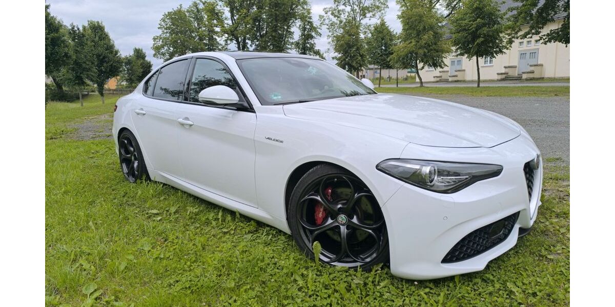 Alfa Romeo Giulia 121.324 km 21.400 &euro; Mühltroff 07919