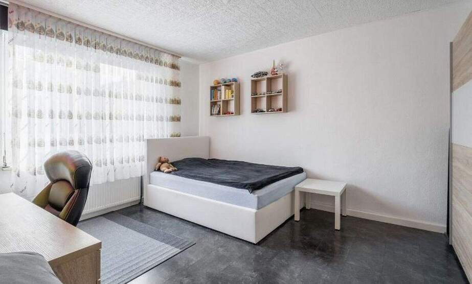 Funktionale 5-Zimmer-Wohnung mit Balkon in Gelsenkirchen Schalke 5 zimmer