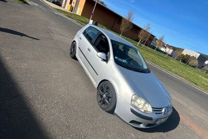 VW Golf 237.000 km 2.400 &euro; Röllbach 63934