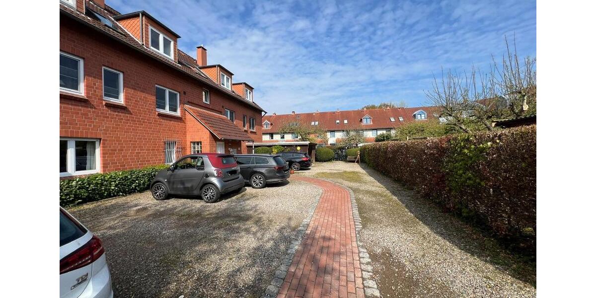 Dachgeschoßwohnung Kiel Wik - 2 Zimmer, 62 m&sup2;, 900&euro; | Angebot:25405789