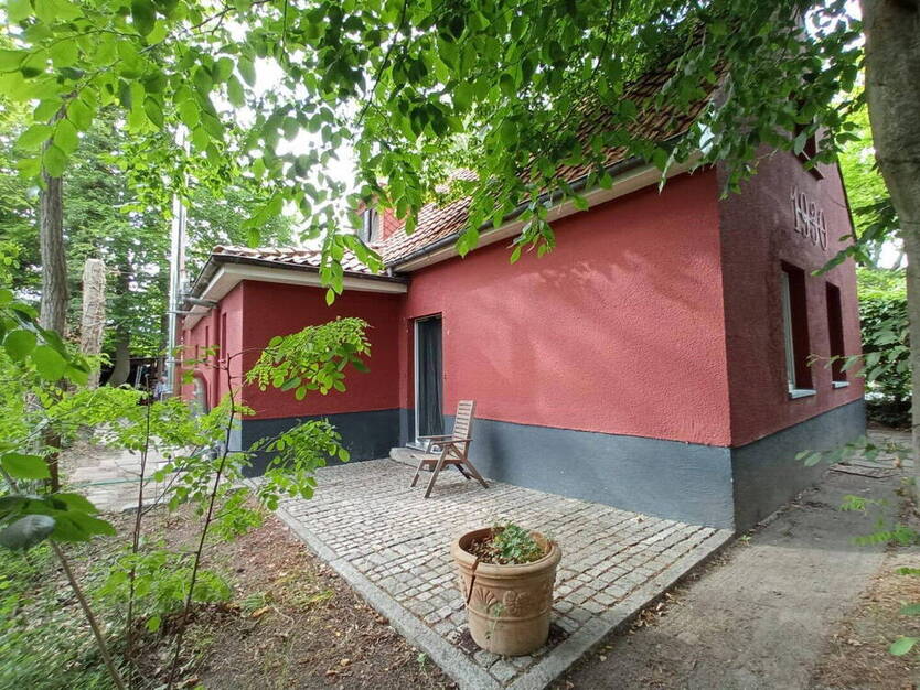 von privat*KLEINOD mit KARMA*2 WohnungEN*weitere Bebauung möglich