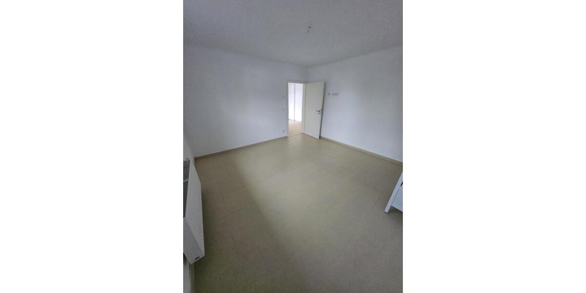 Erdgeschoßwohnung Freudenberg - 3 Zimmer, 93 m&sup2;, 259.000&euro; | Angebot:26130280