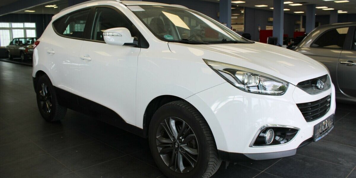 Hyundai ix35 2.0 CRDi 4WD 142.949 km 9.980 &euro; Euskirchen 53881