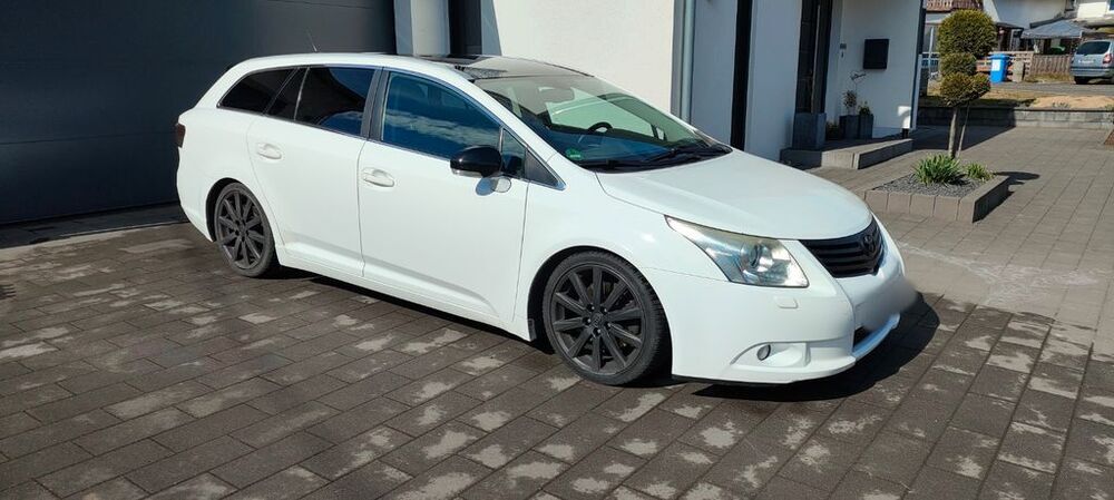 Avensis