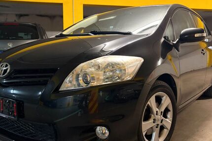 Toyota Auris 56.944 km 8.600 &euro; Langenzenn 90579