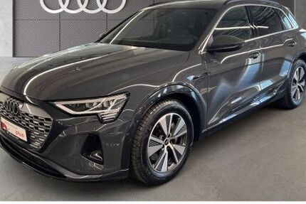 Audi Q8 e-tron 52.361 km 47.850 &euro; Frankfurt am Main 60314