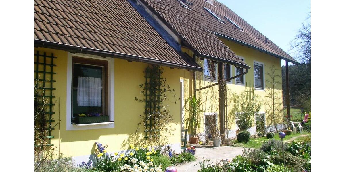 Mehrfamilienhaus, Wohnhaus Herrieden - 11 Zimmer, 254 m&sup2;, 475.000&euro; | Angebot:26230924