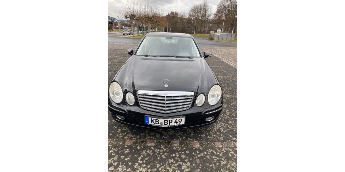 Mercedes-Benz 200 350.000 km 5.000 &euro; Bad Wildungen 34537