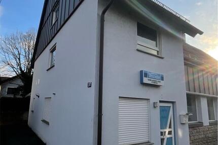 Einfamilienhaus mit Büro zimmer