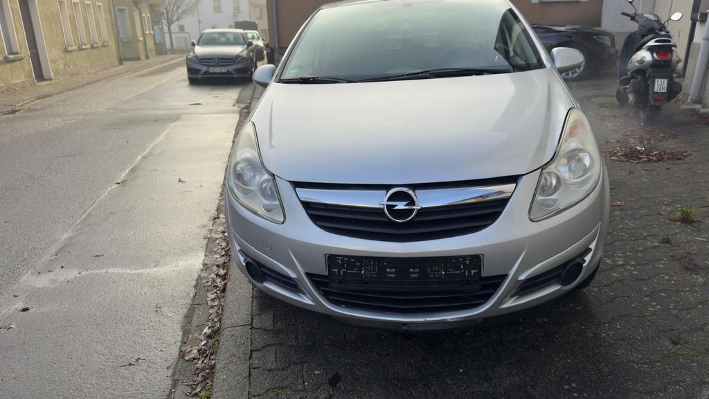 Opel Corsa 185.000 km 2.800 &euro; Eisenberg 67304