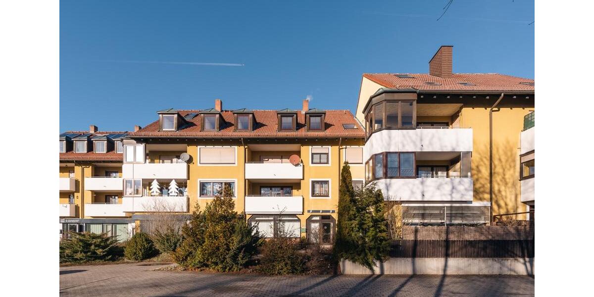 Dachgeschoßwohnung Bayreuth Meyernberg - 3 Zimmer, 69 m&sup2;, 229.000&euro; | Angebot:26834920