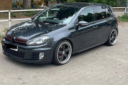 VW Golf 205.000 km 9.750 &euro; Berlin 13469