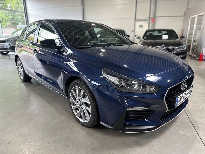 i30