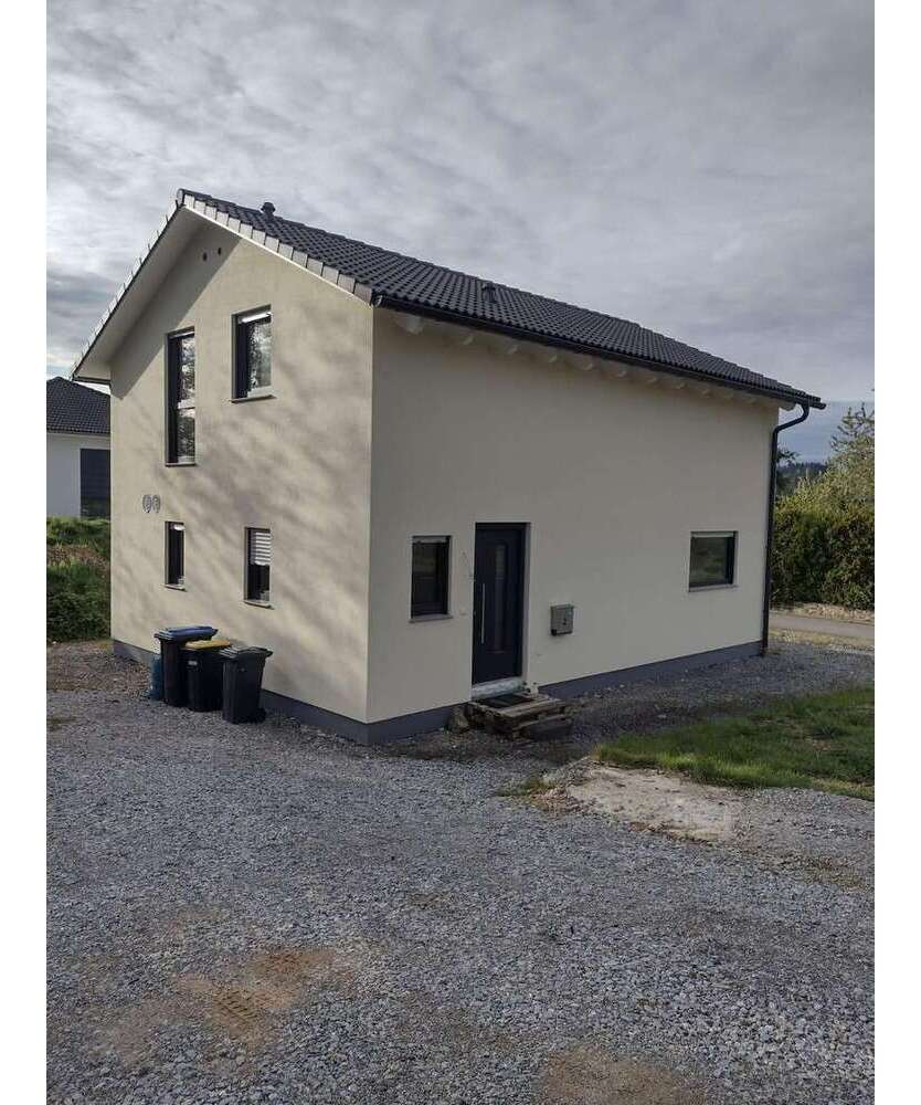 Haus zum Kaufen in Scheidt 530.000 € 128 m²