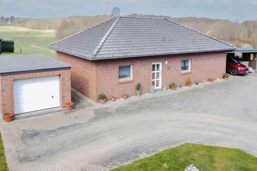 Haus zum Kaufen in Plüschow 320.000 € 96.29 m²