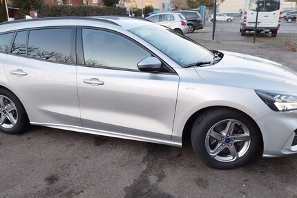 Ford Focus 92.500 km 15.390 &euro; Appen 25482