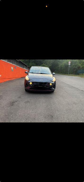 i10