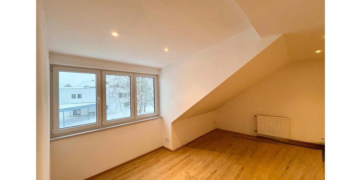 Schönes, kernsaniertes Reihenhaus in Sylbach - Erstbezug 6 zimmer