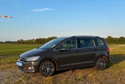 VW Touran 168.000 km 16.899 &euro; Aurich 26605