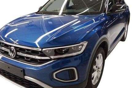 VW T-Roc 3.843 km 31.950 &euro; Mönchengladbach 41063