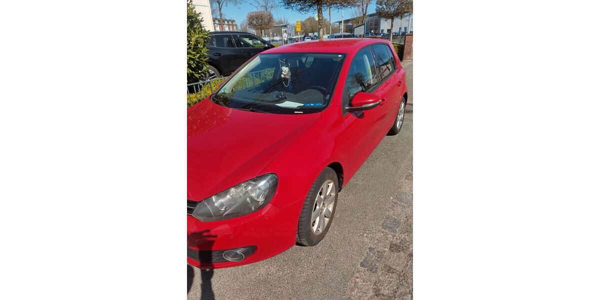 VW Golf 206.000 km 3.399 &euro; Neumünster 24537