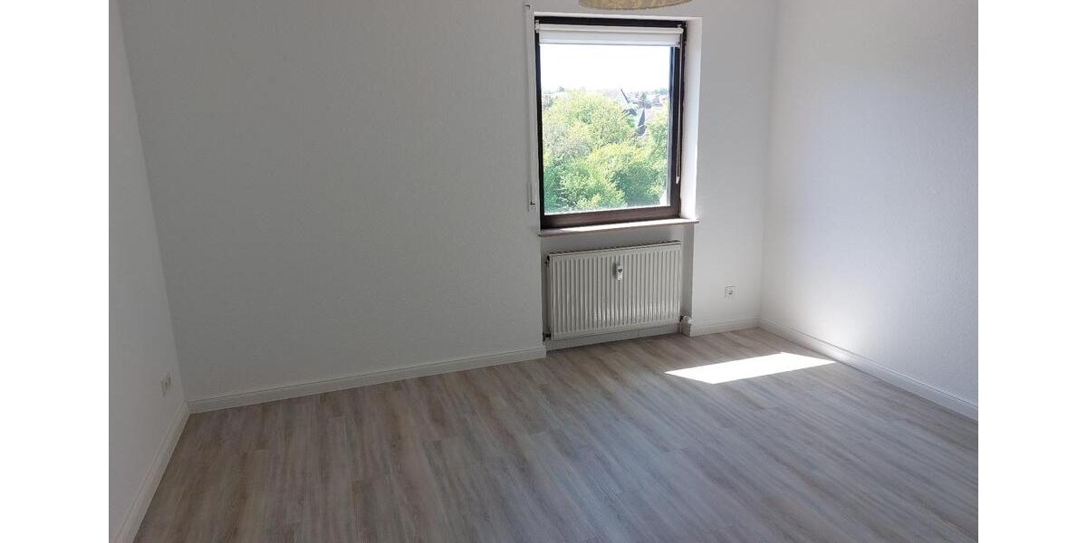 Etagenwohnung Riegelsberg - 3 Zimmer, 89 m&sup2;, 175.000&euro; | Angebot:26556516