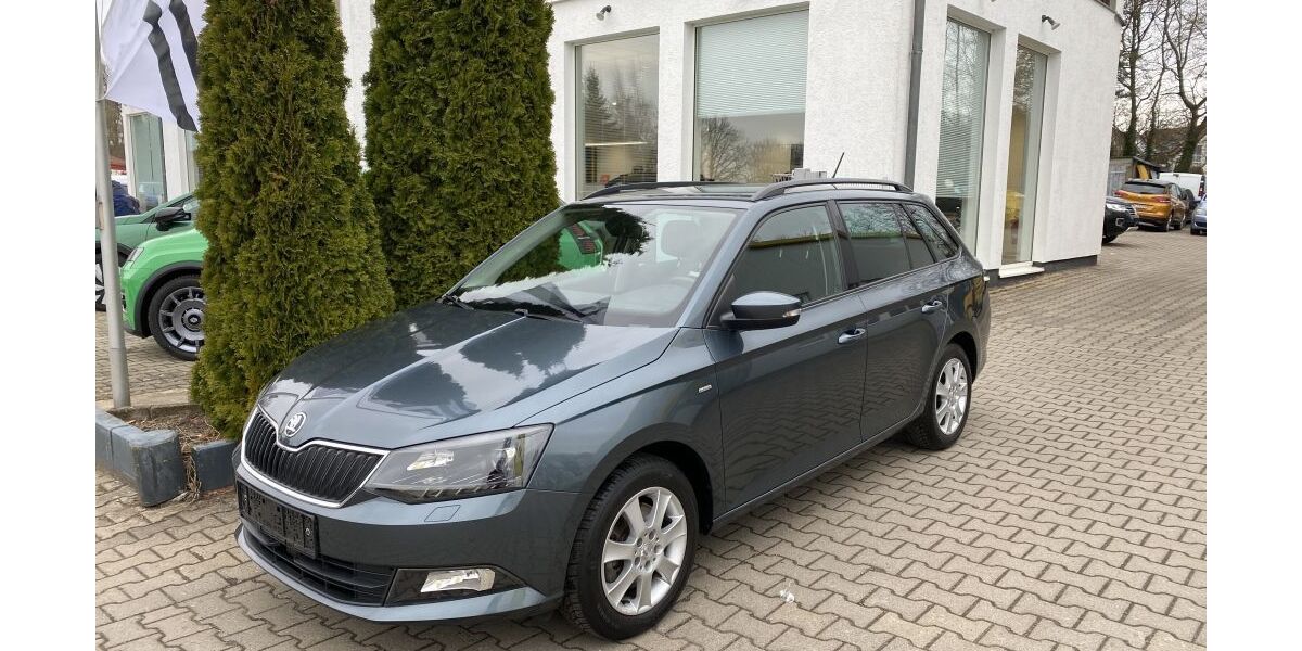 Skoda Fabia 83.384 km 12.990 &euro; Borgsdorf 16556