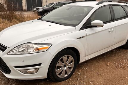 Ford Mondeo 152.600 km 1.890 &euro; Apfeltrach 87742