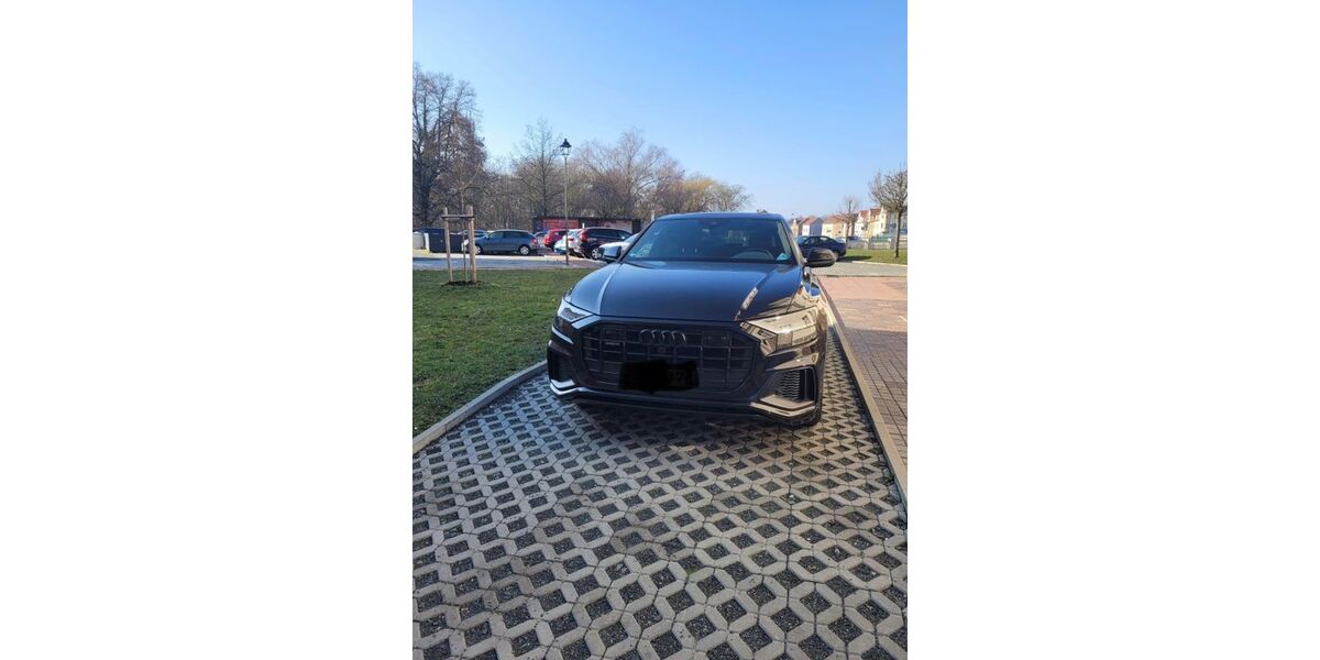 Audi Q8 112.000 km 52.000 &euro; Borna 04552