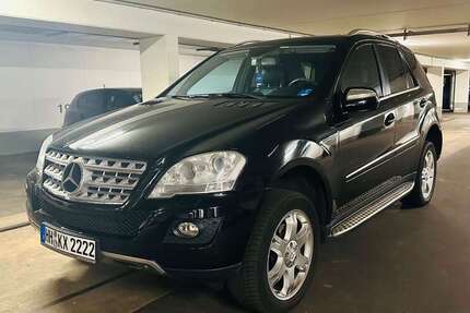 Mercedes-Benz ML 320 313.000 km 9.500 € Hamburg 20539